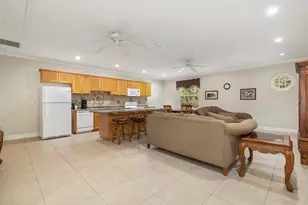 14366 Belmont Trce, Wellington, FL 33414 - Photo 17