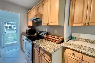 2755 NE 28th Ave, Lighthouse Point, FL 33064 - Photo 7