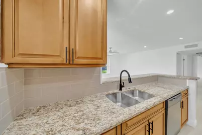 1360 SE High Point Way SE #A, Delray Beach, FL 33445 - Photo 17
