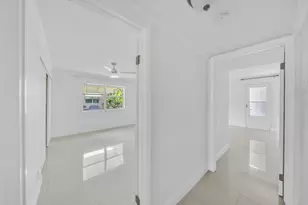 1360 SE High Point Way SE, Delray Beach, FL 33445 - Photo 21