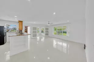 1360 SE High Point Way SE, Delray Beach, FL 33445 - Photo 3
