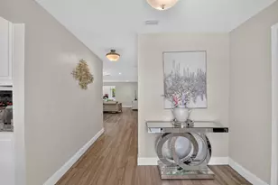 7099 Pine Manor Dr, Lake Worth, FL 33467 - Photo 5