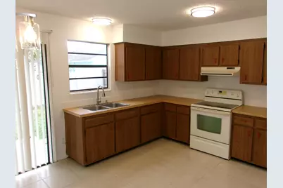 430 13th Street SW, Vero Beach, FL 32962 - Photo 17