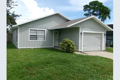 430 13th Street SW, Vero Beach, FL 32962 - Photo 1