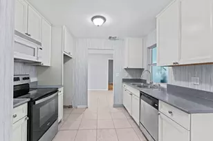 1171 NW 89th Ave, Plantation, FL 33322 - Photo 13