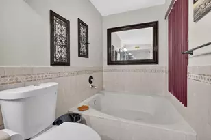 20533 NE 6th Ct, Miami, FL 33179 - Photo 21