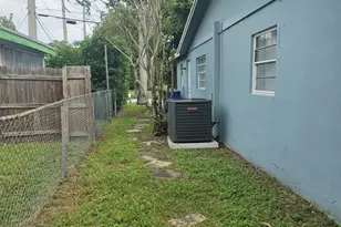 2131 NW 26th Ave, Fort Lauderdale, FL 33311 - Photo 15