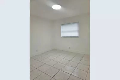 2131 NW 26th Avenue, Fort Lauderdale, FL 33311 - Photo 9