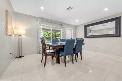 4780 NE 7th Avenue, Oakland Park, FL 33334 - Photo 15