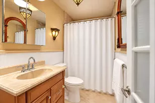 707 NW 24th St, Wilton Manors, FL 33311 - Photo 23