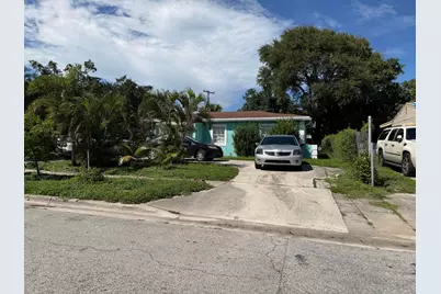 386 W 15th Street, Riviera Beach, FL 33404 - Photo 1