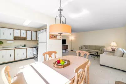 196 Piedmont E, Delray Beach, FL 33484 - Photo 5