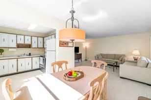196 Piedmont E, Delray Beach, FL 33484 - Photo 5