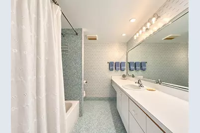 102 Greenbrier A, West Palm Beach, FL 33417 - Photo 7