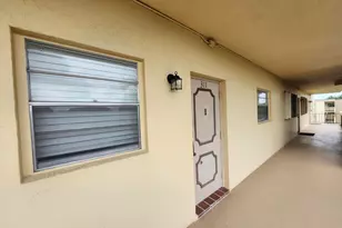 351 Cambridge Rd, Hollywood, FL 33024 - Photo 3