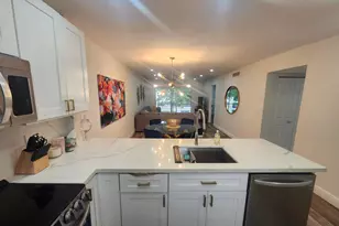 351 Cambridge Rd, Hollywood, FL 33024 - Photo 13