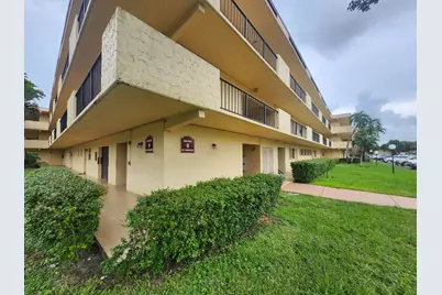 351 Cambridge Road #311, Hollywood, FL 33024 - Photo 1