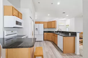 2082 SW Judith Ln, Port Saint Lucie, FL 34953 - Photo 15