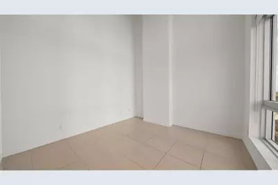 300 S Biscayne Boulevard #L-832, Miami, FL 33131 - Photo 7