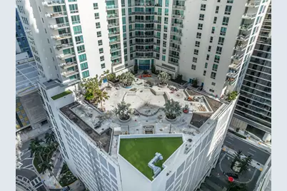 300 S Biscayne Boulevard #L-832, Miami, FL 33131 - Photo 39
