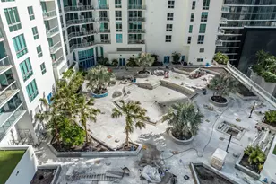 300 S Biscayne Blvd, Miami, FL 33131 - Photo 41