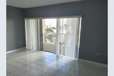 1965 S Ocean Drive #4H, Hallandale Beach, FL 33009 - Photo 1