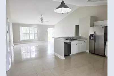 8655 98th Court, Vero Beach, FL 32967 - Photo 3
