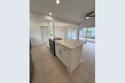168 SE Prima Vista Boulevard, Port Saint Lucie, FL 34983 - Photo 9