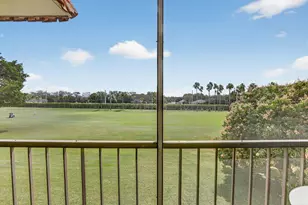 9820 S Hollybrook Lake Dr, Pembroke Pines, FL 33025 - Photo 17