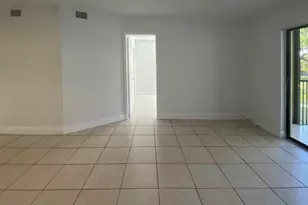9000 NW 28th Dr, Coral Springs, FL 33065 - Photo 7
