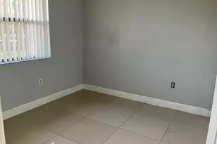 9157 NW 1st Ct, Pembroke Pines, FL 33024 - Photo 15