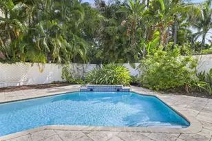 201 NE 4th St, Boca Raton, FL 33432 - Photo 23