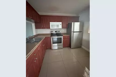 9157 NW 1st Court #203, Pembroke Pines, FL 33024 - Photo 5