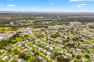 306 Riomar Dr, Port Saint Lucie, FL 34952 - Photo 29