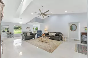 11835 N 47th Road N, The Acreage, FL 33411 - Photo 5