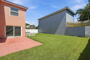 8064 Pelican Harbour Dr, Greenacres, FL 33467 - Photo 5
