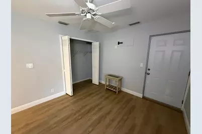 201 Parkwood Drive S #B, Royal Palm Beach, FL 33411 - Photo 5