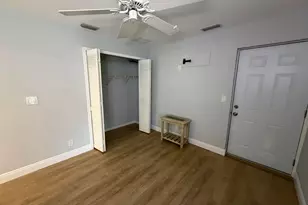 201 Parkwood Dr S, Royal Palm Beach, FL 33411 - Photo 5