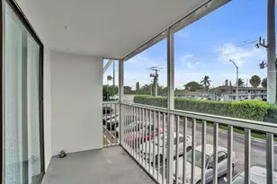 110 Cypress Club Dr, Pompano Beach, FL 33060 - Photo 31