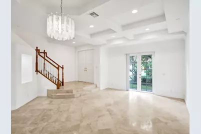 385 NE 69th Circle, Boca Raton, FL 33487 - Photo 3