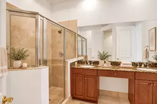 385 NE 69th Cir, Boca Raton, FL 33487 - Photo 23