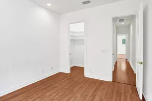 385 NE 69th Cir, Boca Raton, FL 33487 - Photo 25