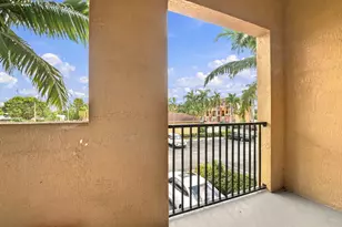 141 NW 2nd Ave, Hallandale Beach, FL 33009 - Photo 25