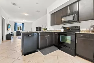 141 NW 2nd Ave, Hallandale Beach, FL 33009 - Photo 19