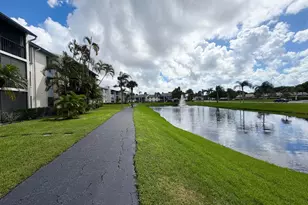 1112 Green Pine Blvd, West Palm Beach, FL 33409 - Photo 11