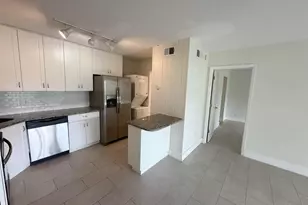 1112 Green Pine Blvd, West Palm Beach, FL 33409 - Photo 1