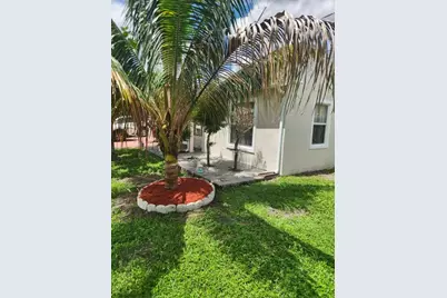 7883 Blairwood Circle S, Lake Worth, FL 33467 - Photo 15
