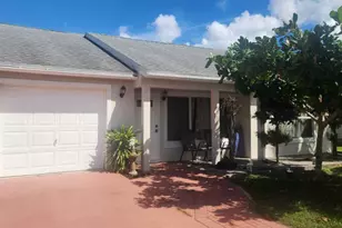 7883 Blairwood Cir S, Lake Worth, FL 33467 - Photo 17