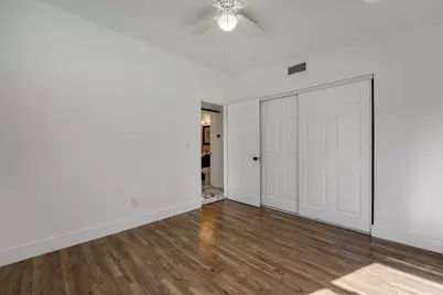 130 Plum Tree Drive, Lake Worth, FL 33462 - Photo 13
