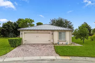 1985 SW Marblehead Way, Port Saint Lucie, FL 34953 - Photo 3